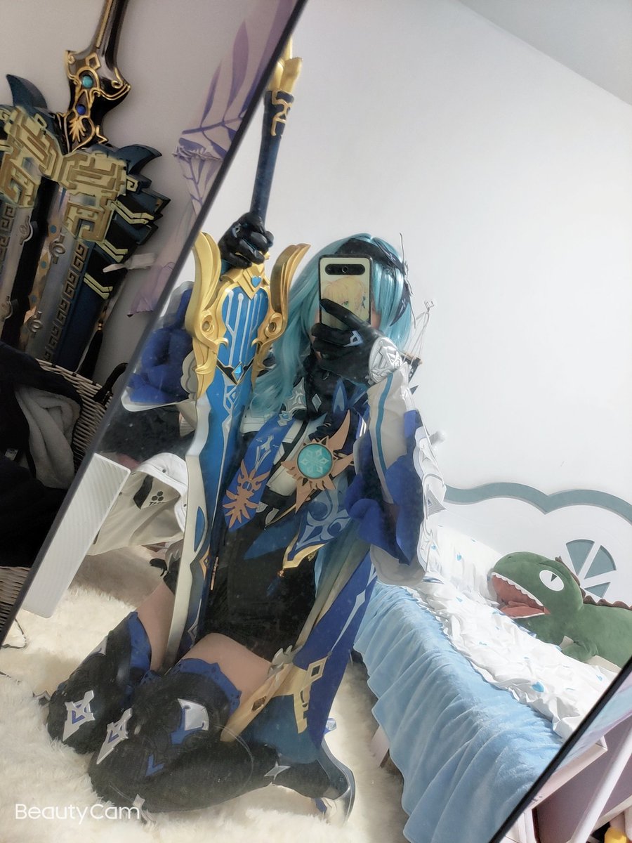 ffboss6565's tweet photo. 关注居然破百了
那就多发几张自己的照片吧
这个仇我也记下啦！
#伪娘 #男娘 #女装 #男の娘 https://t.co/ZVmI2tBVsU