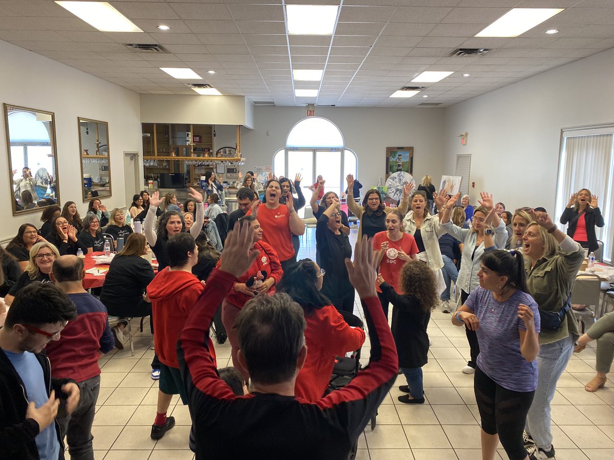 BlueVeil's tweet photo. SEC was so happy to welcome back the teachers and staff of Light of Christ along with St. Mary’s for their faith retreat this year! @YCDSB 
#faithretreat #faithday #specialneeds #neurodiverse #artsprogram https://t.co/zzXOxkToPY