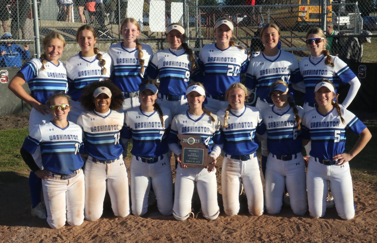 SDofWashington's tweet photo. Softball Lady Jays Capture District Championship; Advance to Class 4 Quarterfinals. Click the link below for the story.
https://t.co/Dnjd904VbY https://t.co/gJ9l88OAzU