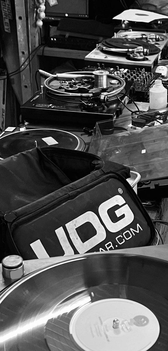 deck_doctor's tweet image. Full service, upgrades &amp;amp; plenty of new parts @low_profile_studios
A quirky, psychedelic head trip event space, in Harringay, London N4
#Technics1210 #Technics1200 #technicssl1210 #technicssl1200 #deck_doctor #deckdoctor #vinyl #technicssl1210mk2 #decks #london #eventspacelondon