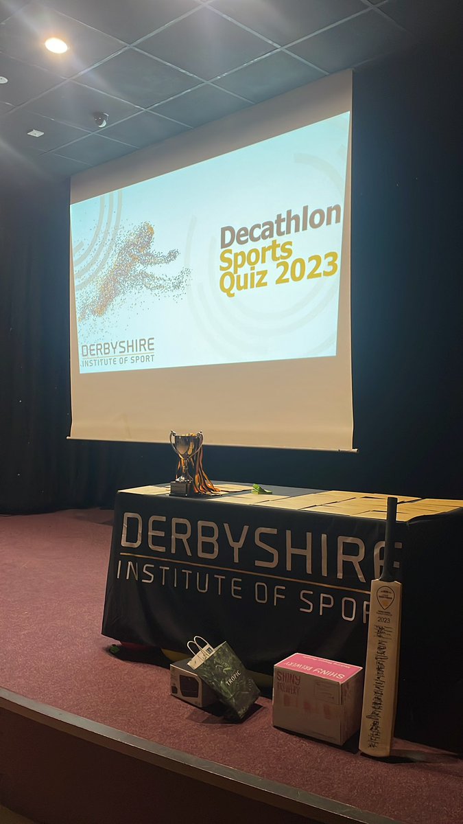 It’s great to be back supporting this great charity that supports athletes @DerbyshireIS on their way to success. Quiz host for the evening! ⚽️🏈🏒🏏⛳️🥎