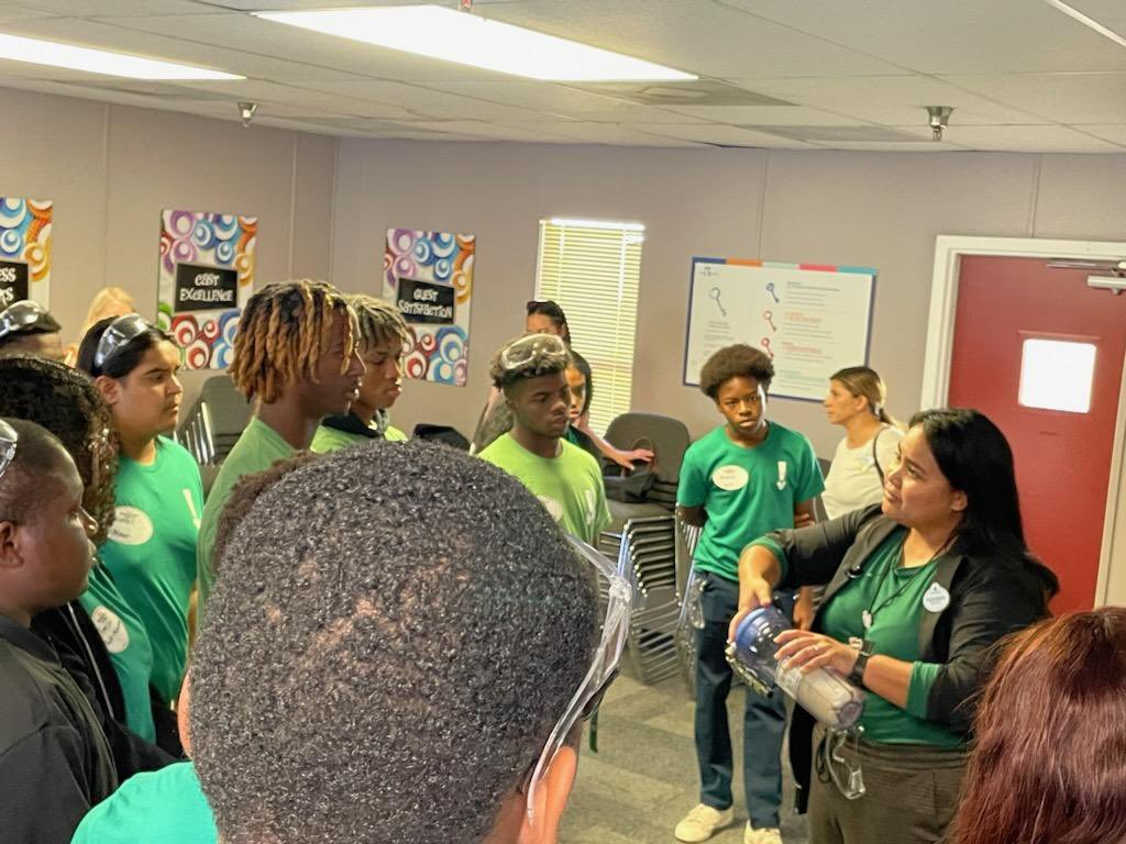 Our future scientists, engineers, technicians, and mathematicians  explored how STEM is applied throughout @disney at their Innovation Campus visit today. <a href="/EvansHS_OCPS/">Evans High School</a> <a href="/EHSCommunity/">Evans Community Sch.</a> @hsdocps