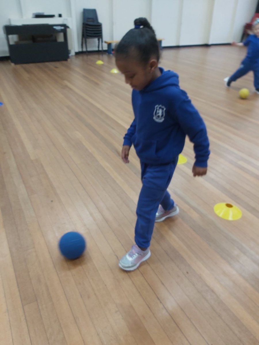 BWSPrep's tweet photo. Lots of different ball skills with reception today. Well done everyone 👏 https://t.co/EN8fYlN01J