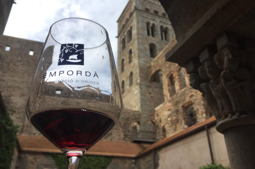 DO Empordà (@doemporda) on Twitter photo Les entrades pel cicle 'Vi i monestirs' <a href="/DOEmporda/">DO Empordà</a> estant volant 🚀
Avui hem posat les entrades a la venda i les quatre sessions previstes ja ofereixen les darreres places. 😱
Si vols venir, compra el teu tíquet ja!
🎟️ doemporda.koobin.com Les entrades pel cicle 'Vi i monestirs' <a href="/DOEmporda/">DO Empordà</a> estant volant 🚀
Avui hem posat les entrades a la venda i les quatre sessions previstes ja ofereixen les darreres places. 😱
Si vols venir, compra el teu tíquet ja!
🎟️ doemporda.koobin.com
