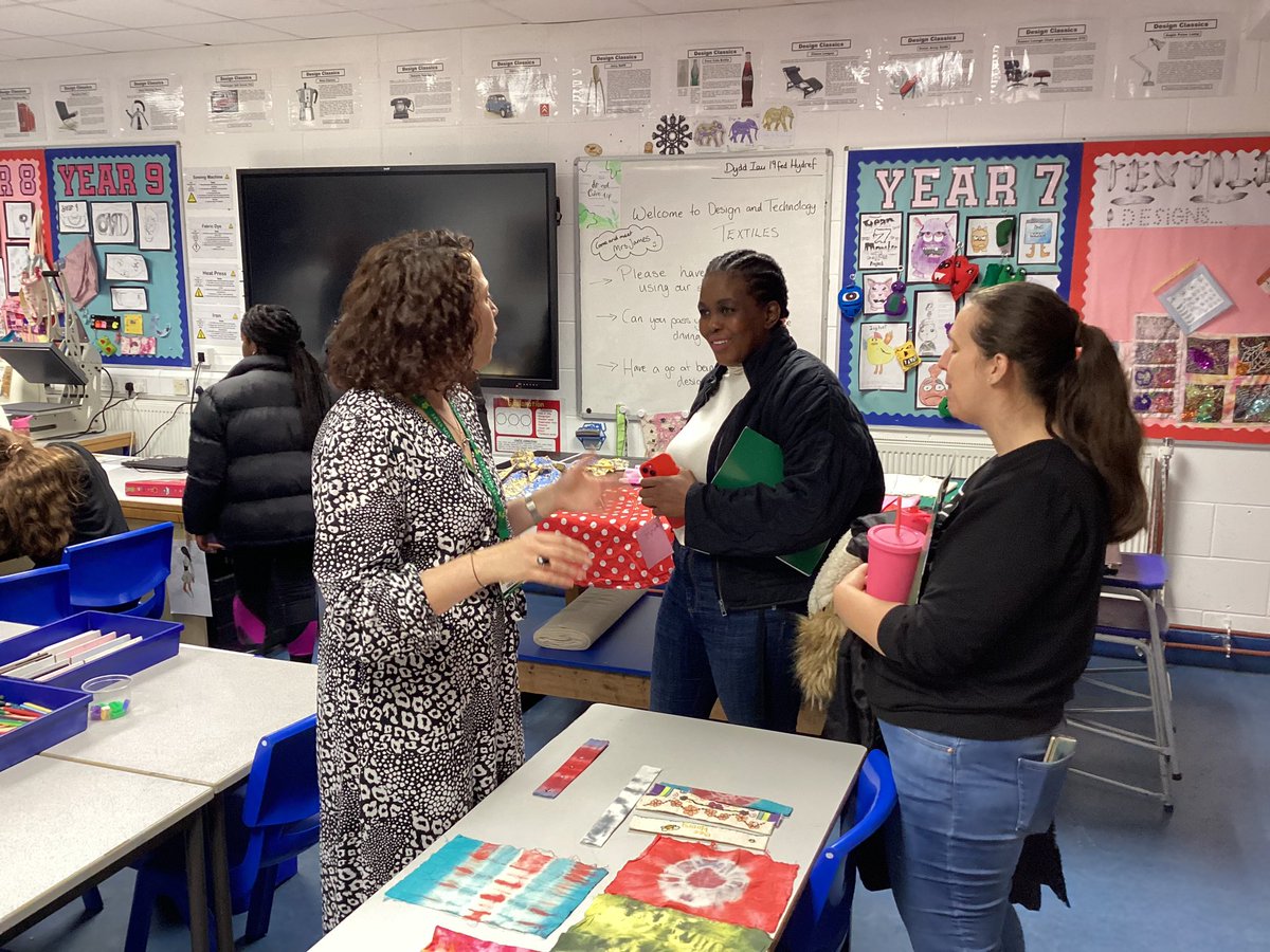 StIlltydsCHS's tweet image. Welcome to our DT department! #openevening2023