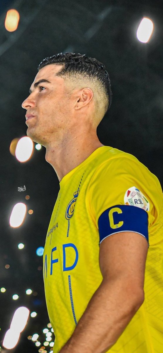 #كريستانو_رونالدو :
#النصر اصبح جزء من حياتي واحب جمهوره كثيراً