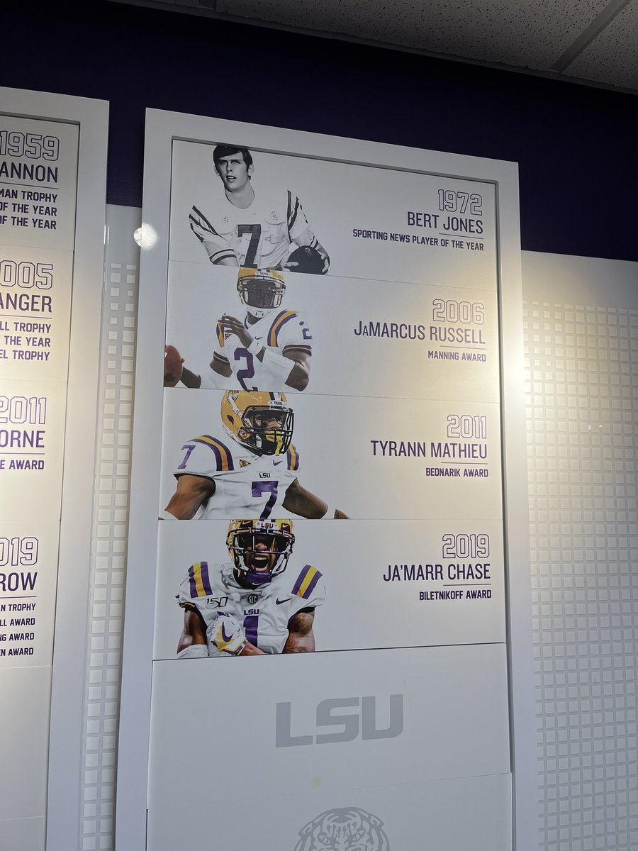 EvaLegardCenter's tweet photo. Game Day Locker Room https://t.co/xKe1KsPiDL