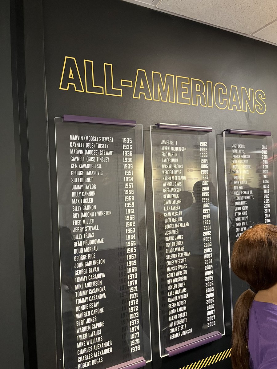 EvaLegardCenter's tweet photo. Game Day Locker Room https://t.co/xKe1KsPiDL