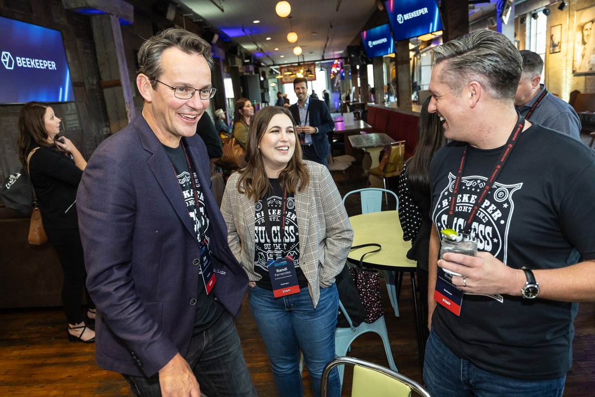 BeekeeperSocial's tweet photo. THANK YOU to everyone who made our 2023 North America Frontline Success Summit an incredible event 🙌🏼 

Stay tuned for our Frontline Hero Award winners and highlights from the Zurich event happening soon 

#fss23
#frontlinesuccesssummit 
#thebeekeepereffect https://t.co/31DW1vRsa0