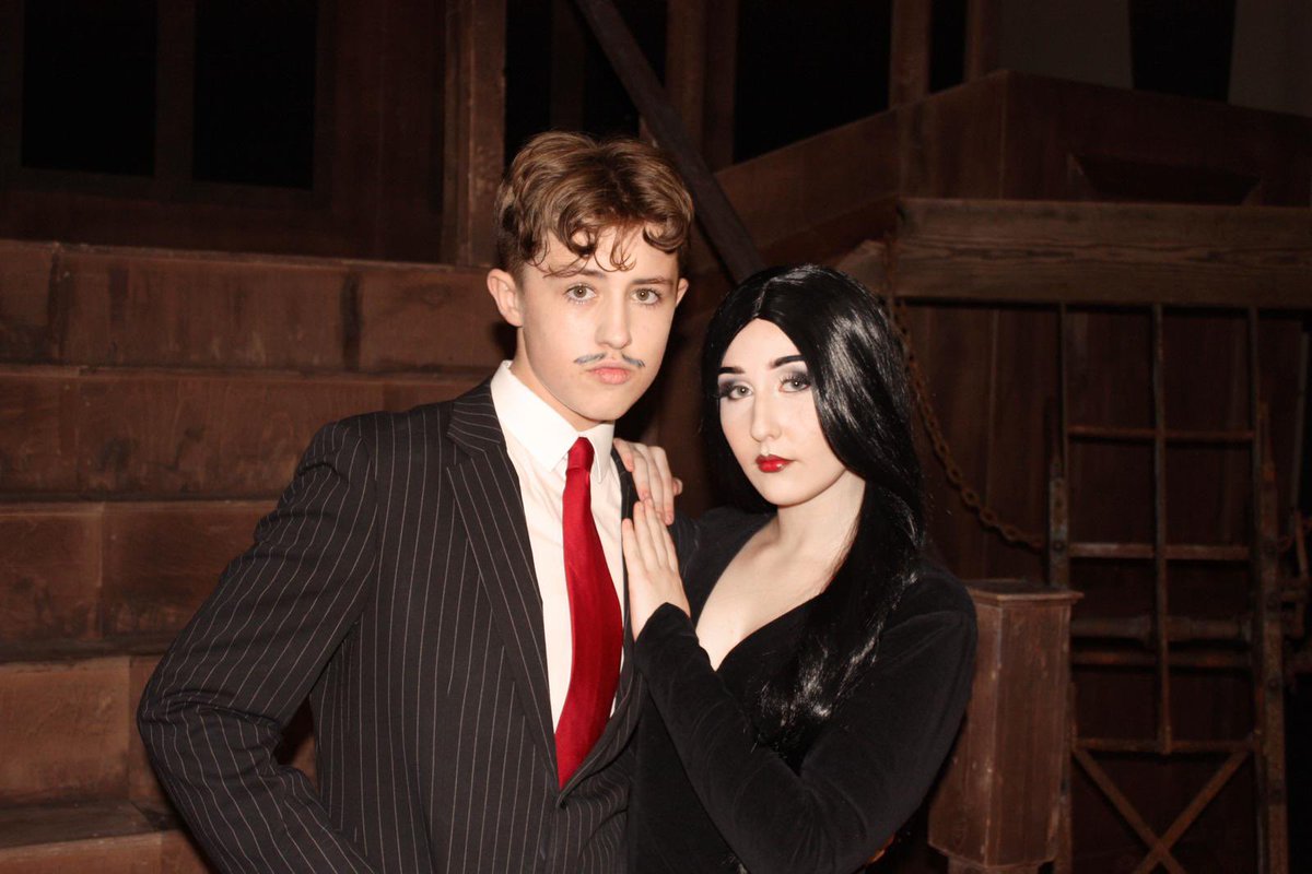 BCA_Drama's tweet photo. 💀🕷️5 DAYS TO GO💀🕷️

We have now sold over 900 tickets for our production of The Addams Family! Take a sneak peak at our spooky and kooky cast 🎃💥

Book online via ParentPay:  https://t.co/mpTUd1L6Uz

Or call @BishopHedleyRC between 9-3 Monday-Friday on 01685 351870 https://t.co/JGyId5Birv