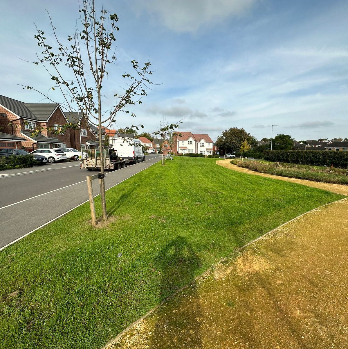 mancoedvm's tweet image. Hats off to the team working in Penyffordd&apos;s last week!
Thanks to our amazing grounds maintenance team, Penyffordd&apos;s green spaces have never looked better. 🌿🌼 

#PenyfforddPride #GroundsMaintenanceTeam #CommunityLove