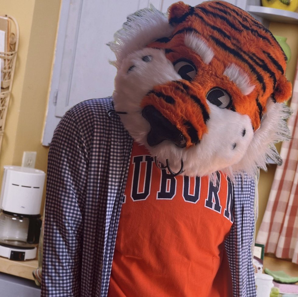 Auburn University tweet media