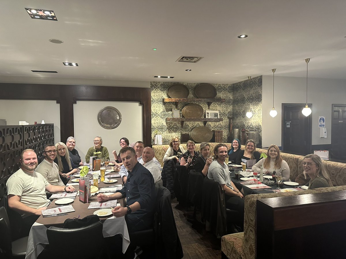 nwacpsurgleeds's tweet photo. Post #ACPsurgLeeds Conference with the Leeds AMS ACP team and the wonderful Ethicon reps @ReeceF1. https://t.co/b6MawnqCtp