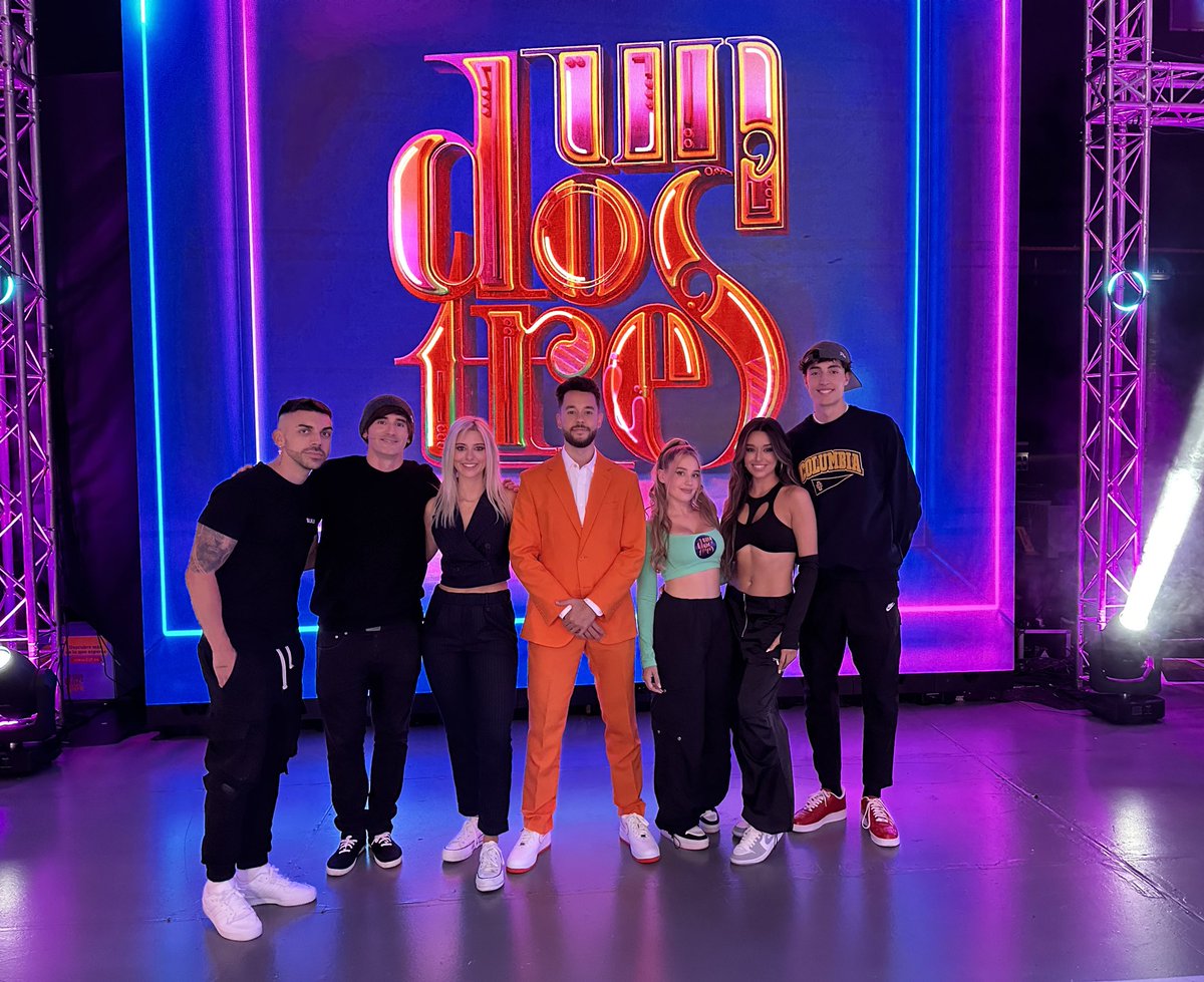 TheGrefg's tweet photo. Comienza…

El UN, DOS, TRES con gente increíble 🧡 ¿Quién ganará? 😳

RT se agradece!! 🔴 https://t.co/hWQuFo0UxU https://t.co/1LksWRVoW8
