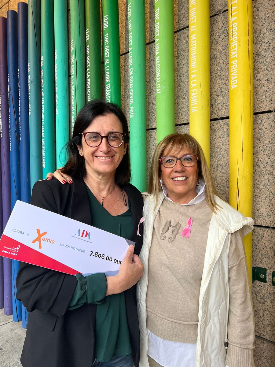 ada_andorra's tweet photo. #DiaInternacionalContraElCancerDeMama 

Aquesta tarda, en motiu del 🔎Dia Internacional de la lluita contra el càncer de mama, hem lliurat un xec de 7.806€ a Xemio per al projecte d’assistent virtual. https://t.co/CXZqqvyNgP
