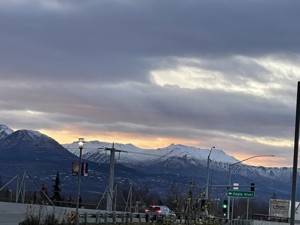 carlsnider's tweet photo. Sitting in a classroom doing a teacher observation and you look out the window and you see an amazing sunrise!

#alaskaishome
#madeforalaska
#shootforthemoon
#publiceducation https://t.co/u7vXgmwHhD