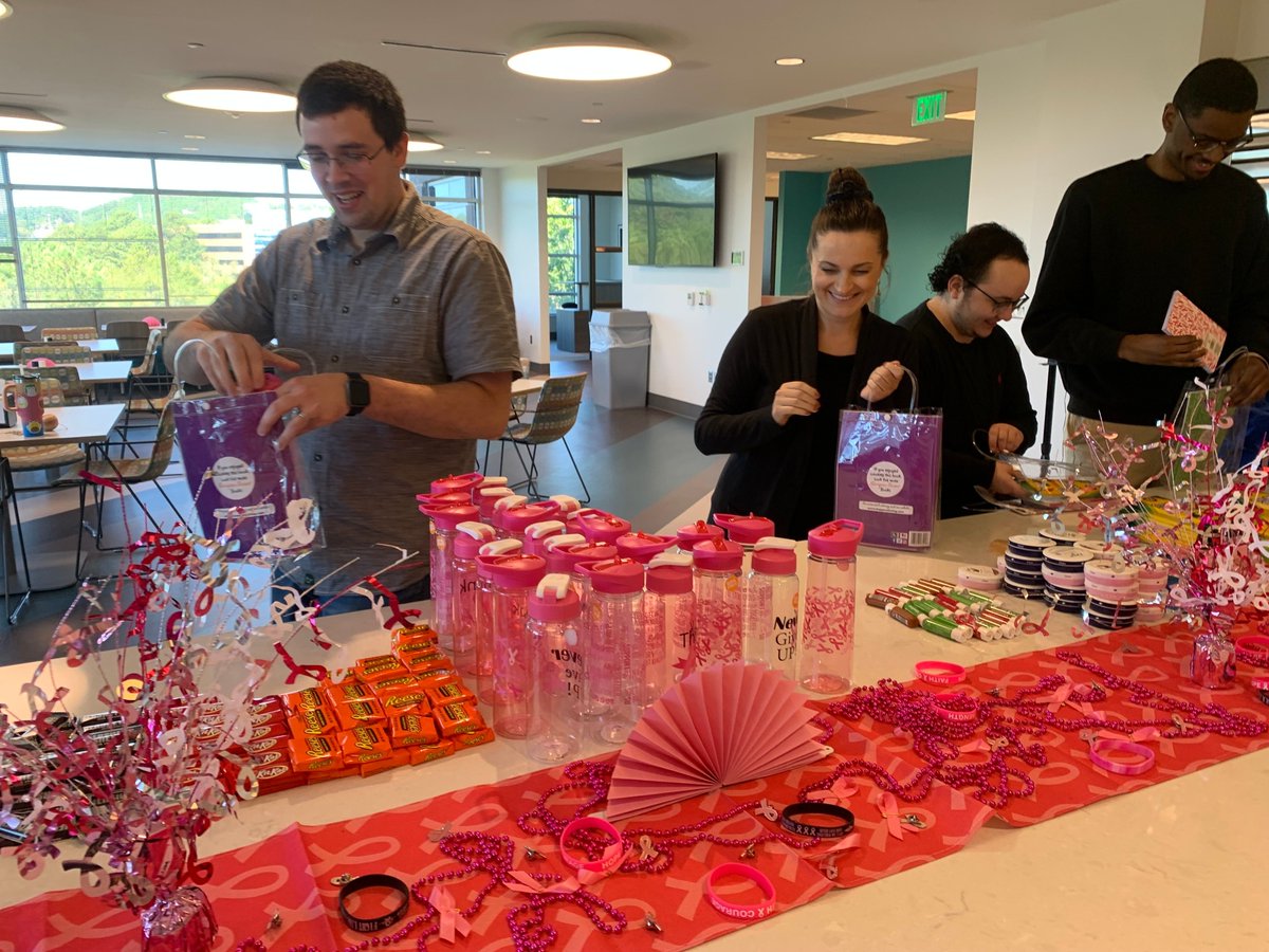 TidwellGroupLLC's tweet photo. Tidwell Group's staff came together to contribute and organize 50 treatment bags for the courageous patients at UAB Breast Cancer Center. Each bag was packed with care and encouragement by the Tidwell team. #WorldDayAgainstBreastCancer #BreastCancerAwareness #PinkOctober #UAB https://t.co/IGWsLoOuRU