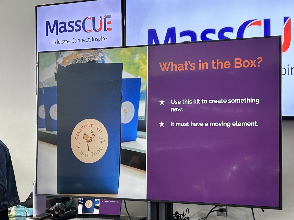 doyletechtime's tweet photo. The Reynolds Center doesn’t just talk to us about creativity, they let us BE creative! #MassCUE #reynoldstlc https://t.co/DhZDM27TT9