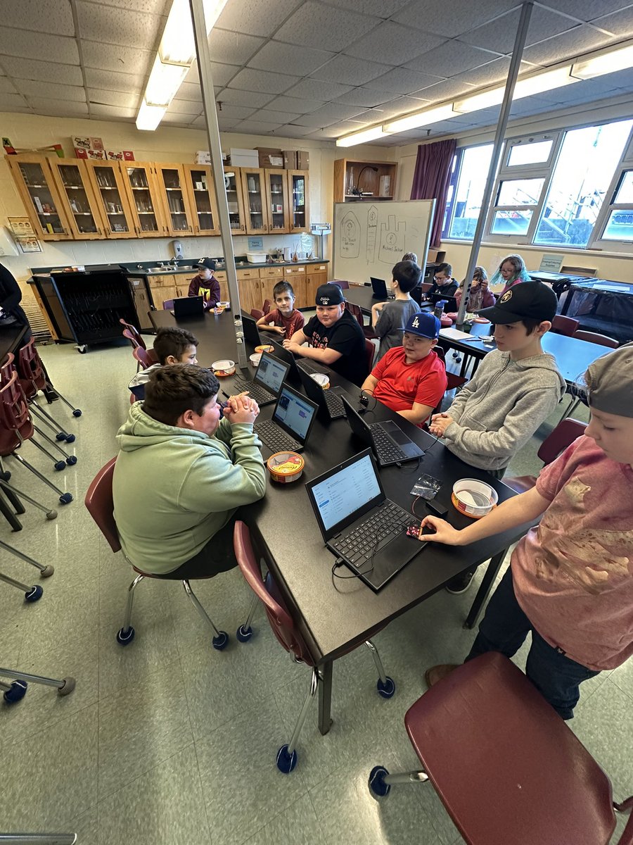 Ms. Mitchell tweet media