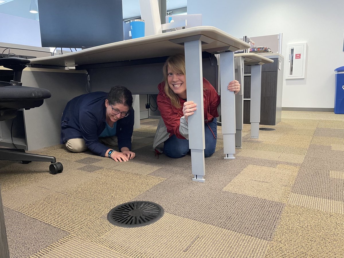 Our team ⁦<a href="/IndianaUniv/">Indiana University</a>⁩ is prepared for earthquakes at the CIB! #GreatShakeOut ⁦<a href="/IUpolice/">IU Police and Public Safety</a>⁩