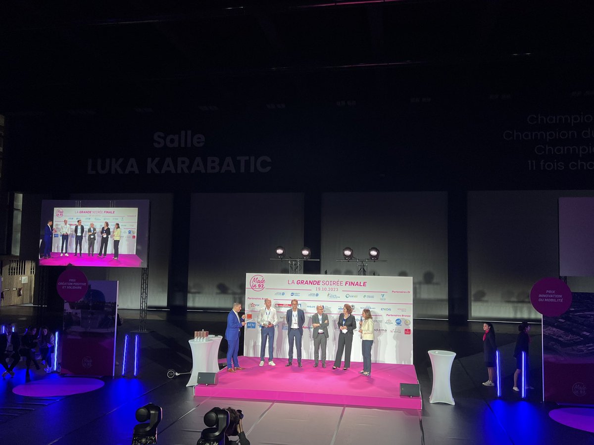 SeineOuest's tweet image. 🔴En direct | Grande Finale #Madein92 | Energyzo remporte le Prix de la Transition Energétique. #Energyzo, startup implantée à @Ville_BoulogneB, est une solution de chauffage et climatisation à partir de la chaleur des eaux usées du réseaux d'assainissement collectif