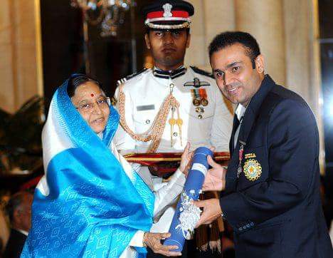 panditcodes's tweet photo. One of the proudest moment for me as a fanboi @virendersehwag 🥹🙏🏽

#HappyBirthdayViru https://t.co/B1pSpZJlWK