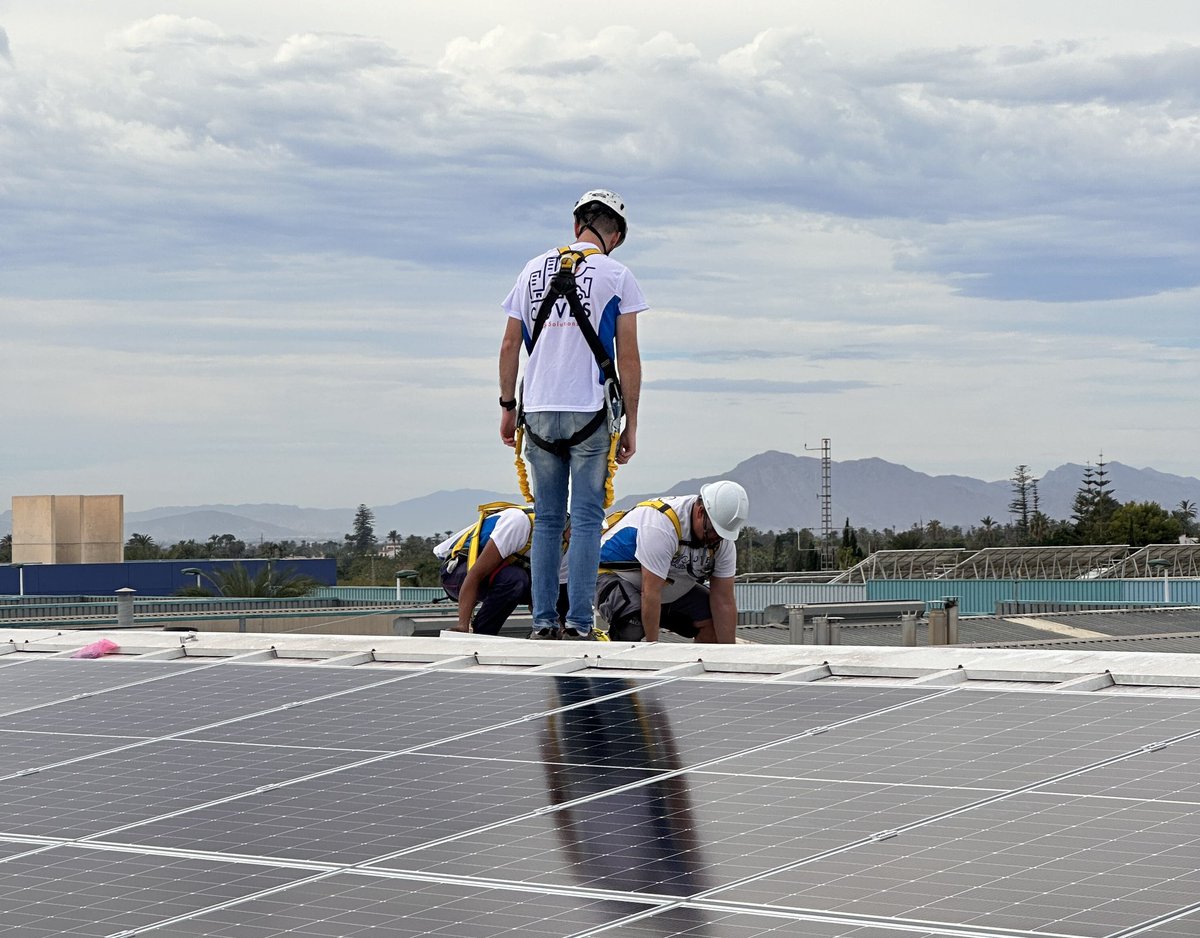 🏡☀️ Ahorro 🤝 <a href="/CovesEnergy/">Coves Energy</a>

📢 A tu lado para que gastes el dinero en lo que realmente te gusta 😎

Solicita un estudio gratuito en:

➡️ covesenergy.com

#EnergíaSolar #Cargadores #Ayudas