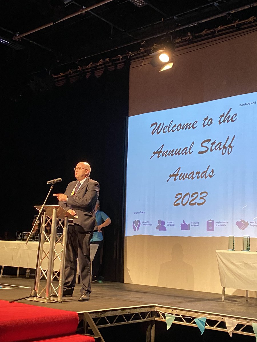 Fantastic afternoon being the @DarentValleyHsp #MC at the 2023 #staffawards. Humbled by hearing so many ways our staff are providing outstanding care and services. Well done @McedwardClark
