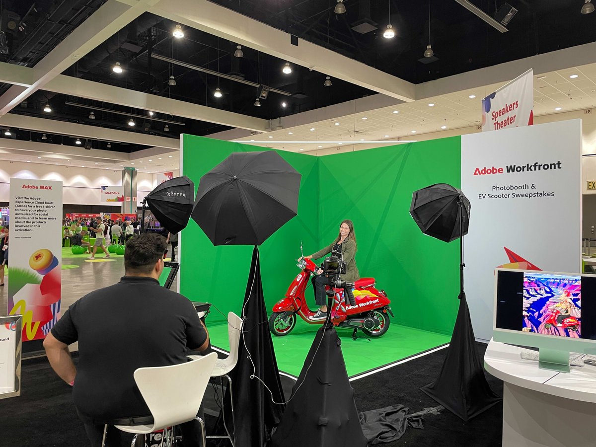 LAPhotoParty's tweet photo. Some setup shots for a fun event with Adobe! Outputs coming coon :) https://t.co/mnJYTqSYVi