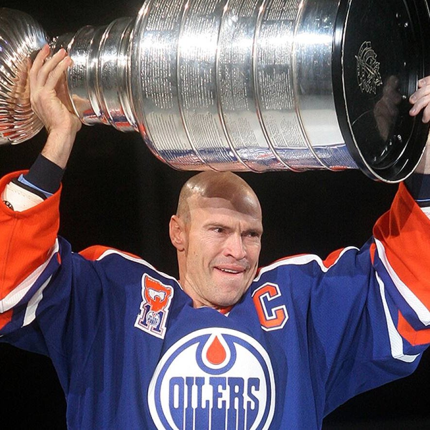 MARK MESSIER private autograph signing announced for November!! Get your items mailed in and received no later than November 7th!! #CravePremier @CXSTUFF 🖋️🏒 Click for full details!! cravetheauto.com/autograph-appe…