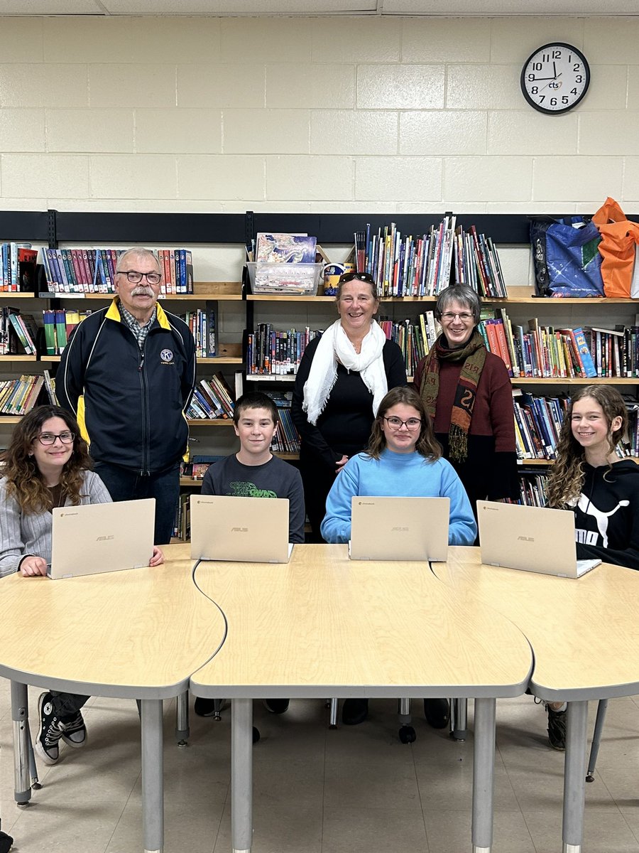 Grateful for community support in Tweed!!Thanks <a href="/HydroOne/">Hydro One</a> for teaching about Arbour Day &amp; donating a tree! Thanks Gateway Community Health gatewaychc.org for a tour and nature walk. Thanks <a href="/Kiwanis/">Kiwanis</a> Tweed k03879.site.kiwanis.org/for tech donations! #TogetherIsBetter <a href="/alcdsb/">ALCDSB</a>