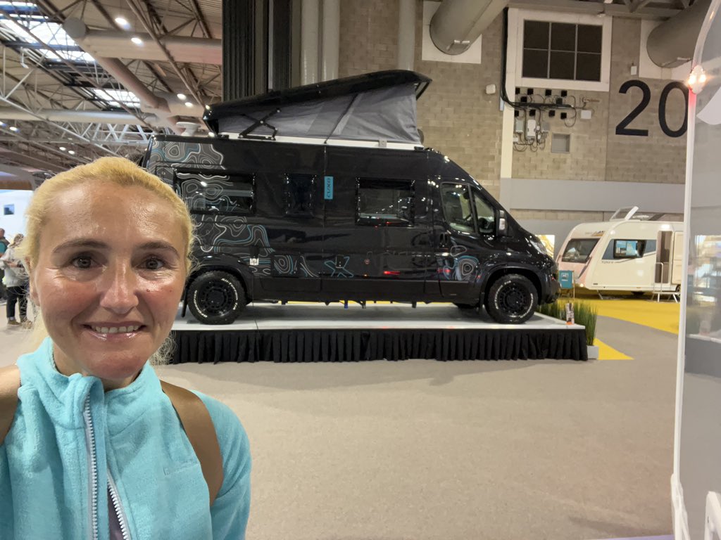 Here We Tow tweet media