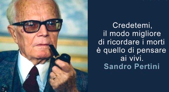 #SandroPertini non avrebbe voluto una piazza a lui dedicata,era troppo concentrato a difendere gli ultimi. Il mio Presidente. 🇮🇹