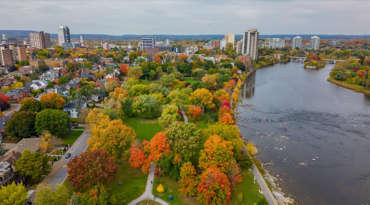 faliceemo's tweet photo. Check out these new @CBCOttawa drone photos of Ottawa today 🩷 https://t.co/HoxNee3RH5