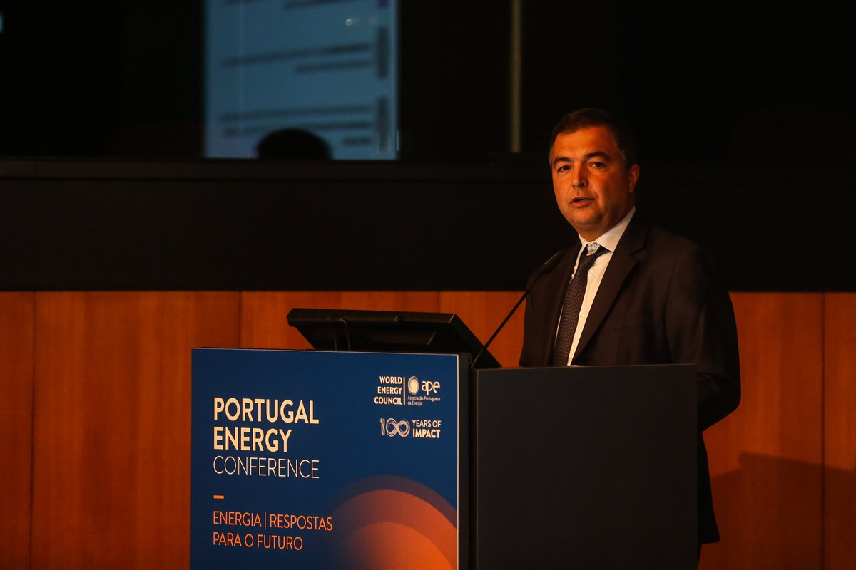 «Como vimos com a apresentação do Estudo, há um consenso entre especialistas para os caminhos que podem levar à neutralidade carbónica. Temos uma grande oportunidade para estar na vanguarda da transição energética.» Nuno Pignatelli, <a href="/Accenture_PT/">Accenture Portugal</a> 👉lnkd.in/dJQ9fzA7
<a href="/FEL_PT/">Future Energy Leaders Portugal</a>