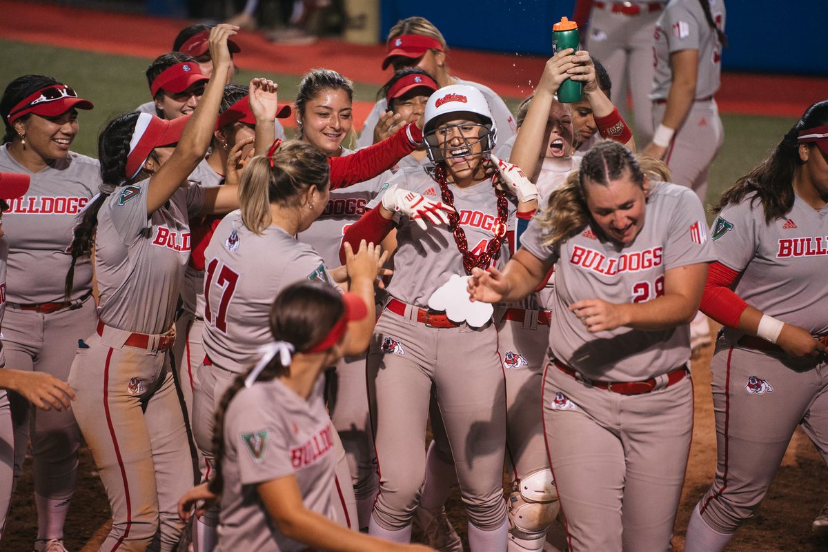 FresnoStateSB's tweet photo. 𝙨𝙩𝙖𝙮 𝙛𝙤𝙧 𝙩𝙝𝙚 𝙘𝙚𝙡𝙡𝙮 🎉

@tarynirigoyen https://t.co/KkVKhn6WVB