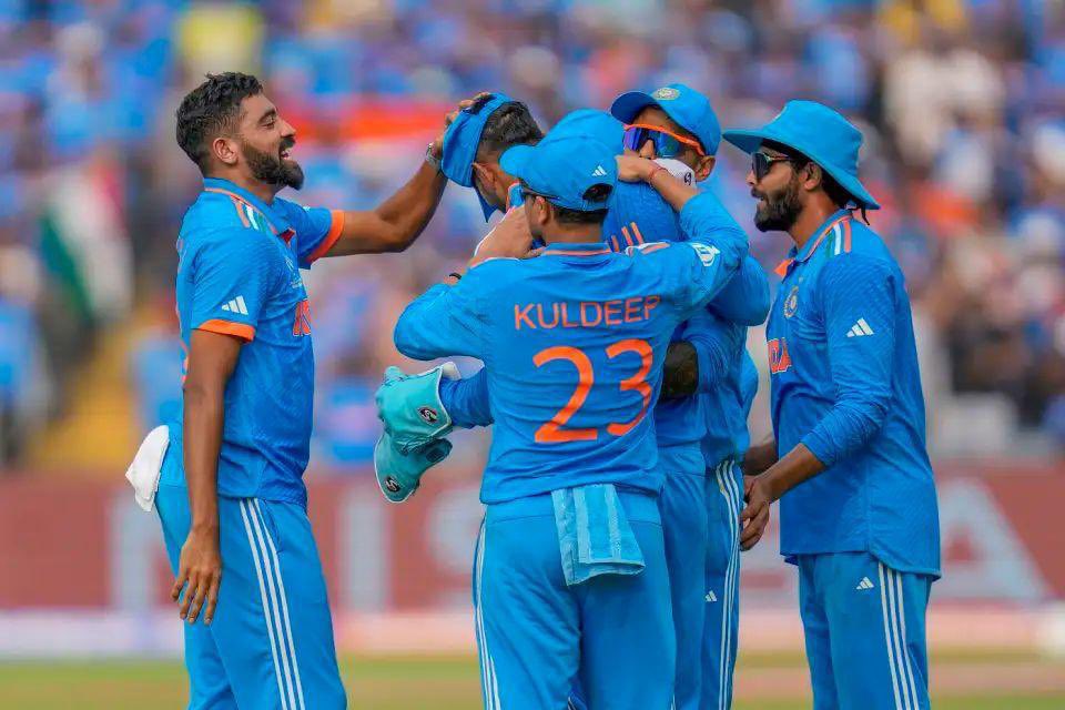 CRPaatil's tweet photo. આપણે ફરી જીતી ગયા !! 

Congratulations to team India !!!

🇮🇳 🇮🇳🇮🇳🇮🇳🇮🇳🇮🇳

#indiavsbangladesh #ViratKohli 
#WorldCup https://t.co/IcIlDYi5g8