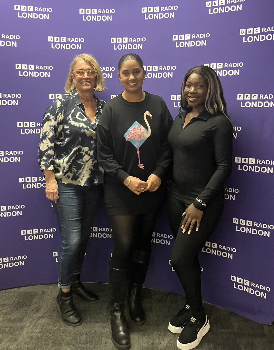 Live on Radio London this afternoon discussing how to add 20 years to your life by making some lifestyle changes and the dating conundrum of dexting. An action packed show! What fun!