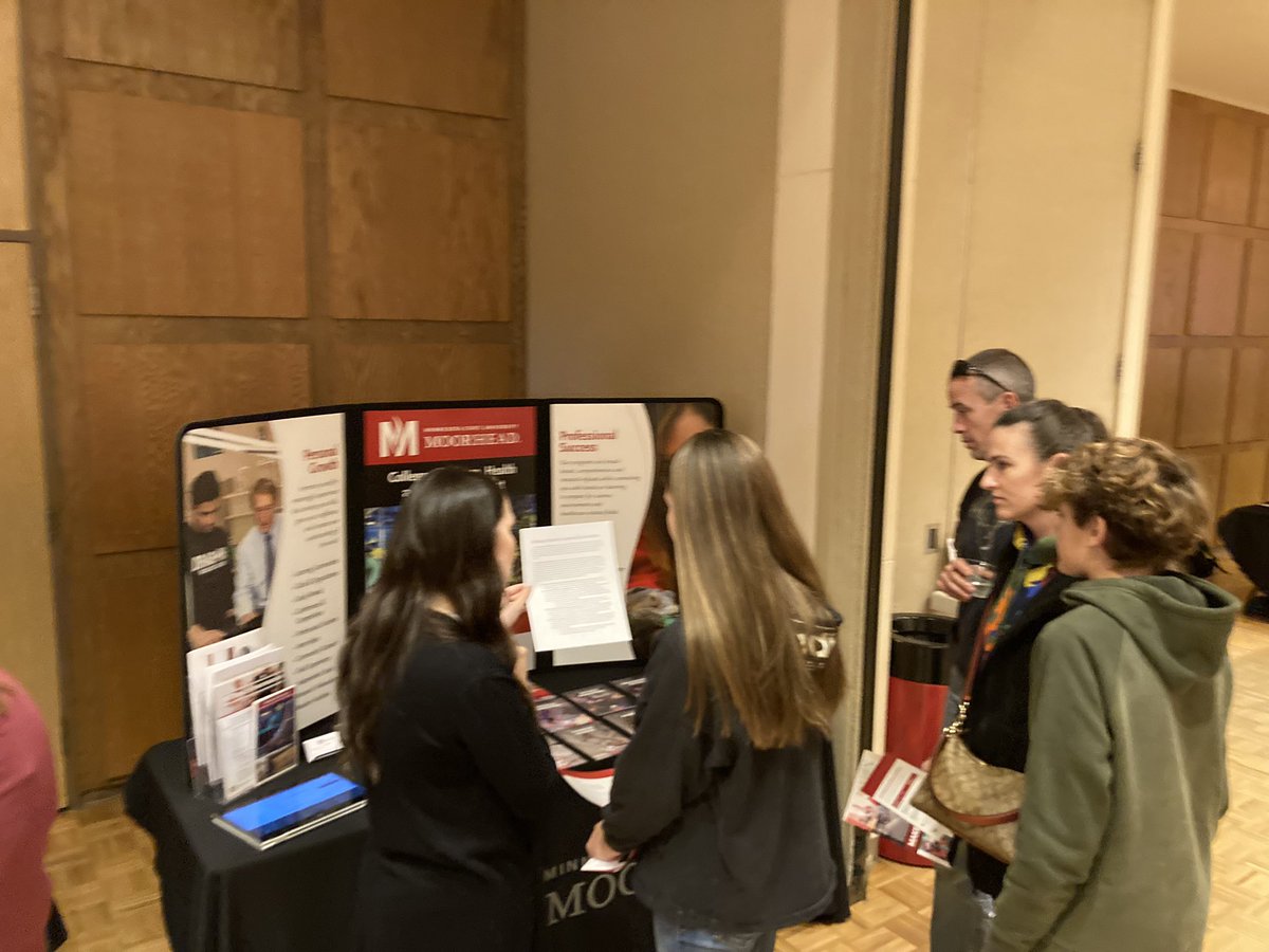 Jered Pigeon (@mrjeredp) on Twitter photo #PreviewDays at <a href="/MSUMoorhead/">MSU Moorhead</a> in full swing!! Future students and their families are learning about the academics and the Dragon🐉 experience! #PreviewDays at <a href="/MSUMoorhead/">MSU Moorhead</a> in full swing!! Future students and their families are learning about the academics and the Dragon🐉 experience!