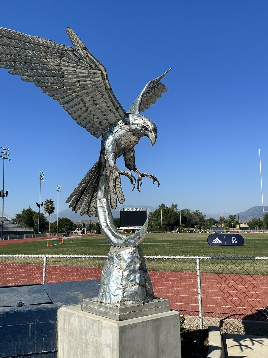 AquinasAthSB's tweet photo. Soon… #BEAToc 🏈 https://t.co/B0G43AmY7P