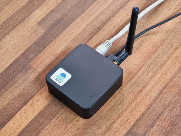 SmartHomeScene's tweet image. Inside the ZigStar UZG-01. Can be flashed with a combo Zigbee+Bluetooth firmware and be used as a proxy.
Only for the brave
#zigbee
#zigbee2mqtt
@zig_star4u