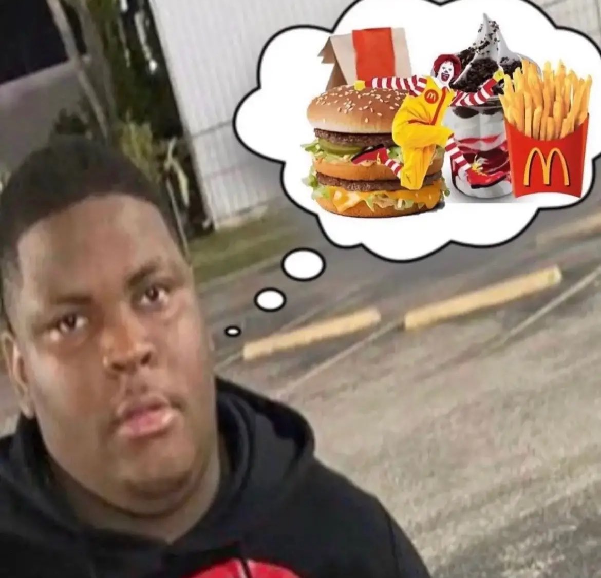 jitbands14's tweet photo. daroo Fat Ass got burger on he Mind 😂😂😂 Free him Doe Dats my dawg https://t.co/rJYozmKWwJ