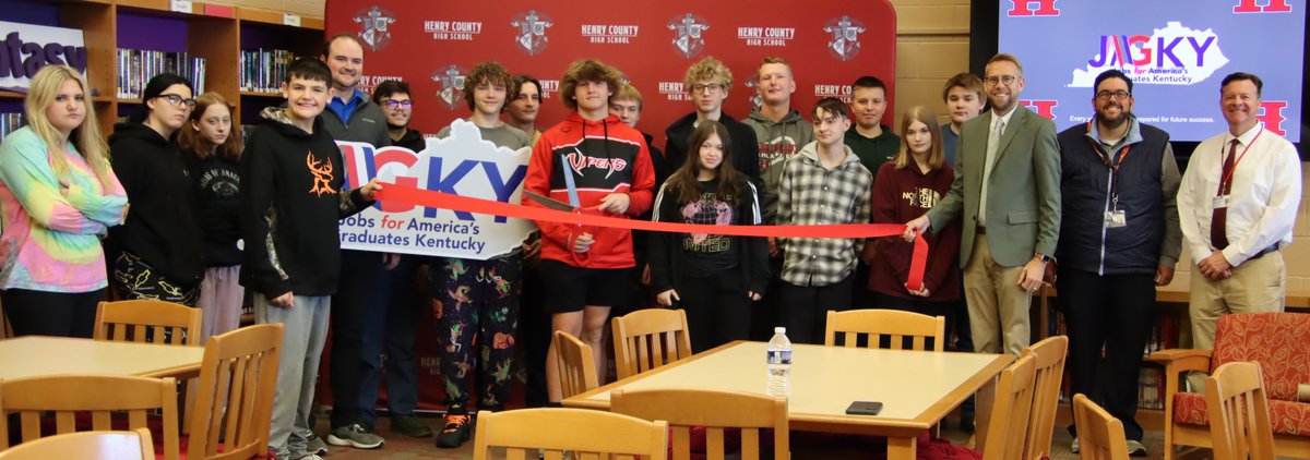 We are proud to implement the JAG KY program at Henry County High School to better prepare graduates for life after crossing the stage! For more, visit henry.kyschools.us/view-all-news. @jimmasters123 <a href="/chelseytingle/">𝕔𝕙𝕖𝕝𝕤𝕖𝕪 𝕥𝕚𝕟𝕘𝕝𝕖</a> <a href="/JAGJasonMiner/">JAGJason</a>