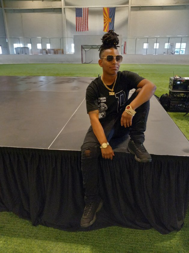 TracyHu80387567's tweet image. Thank you #Arizona for the many opportunities for #Twenty3Tc to work in the #community and display her musical talents as an #indieartist. 

#thursdayvibes #Az 
#youtube #spotify 
#Amazonmusic #rap 
#Communityevent