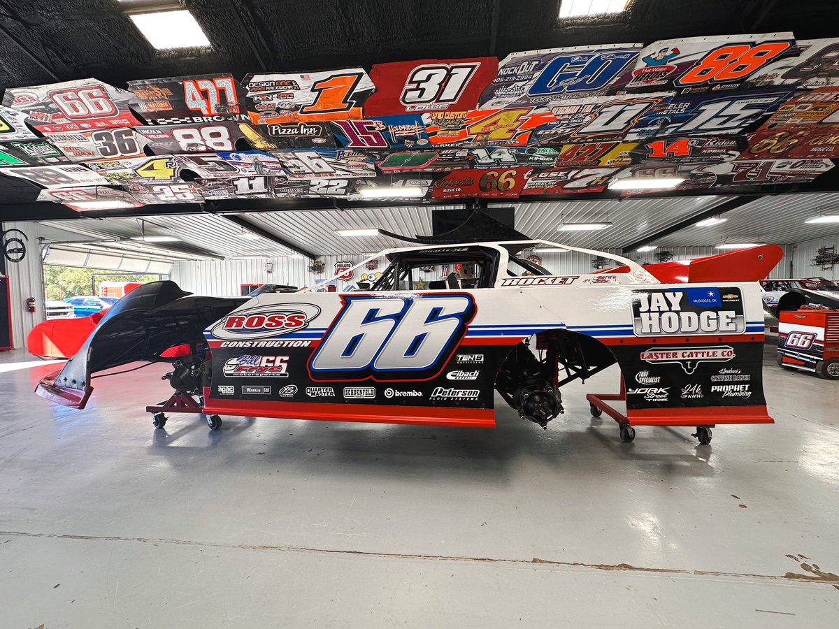 kaylee11b's tweet photo. Iβm so excited to have the opportunity to honor Hayden Ross by driving his car at Thunderbird Speedway next week (10/27/23). Thank you Brady and Liz Ross! I hope you all get the chance to come out and support. Letβs go racing! #Forever66 https://t.co/H4ftDBhrlu