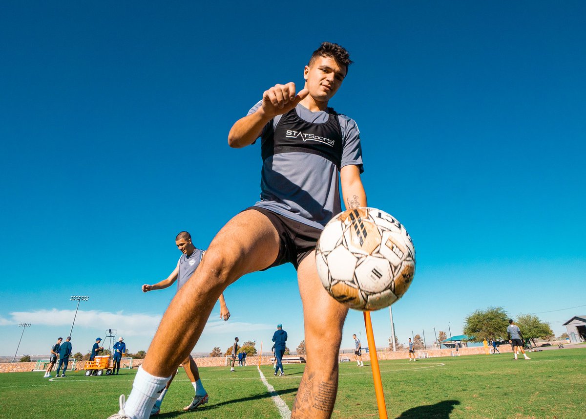 eplocomotivefc's tweet photo. On our playoff szn grind
#TrackToTheTrophy #VamosElPaso https://t.co/yKOGy2kzkY