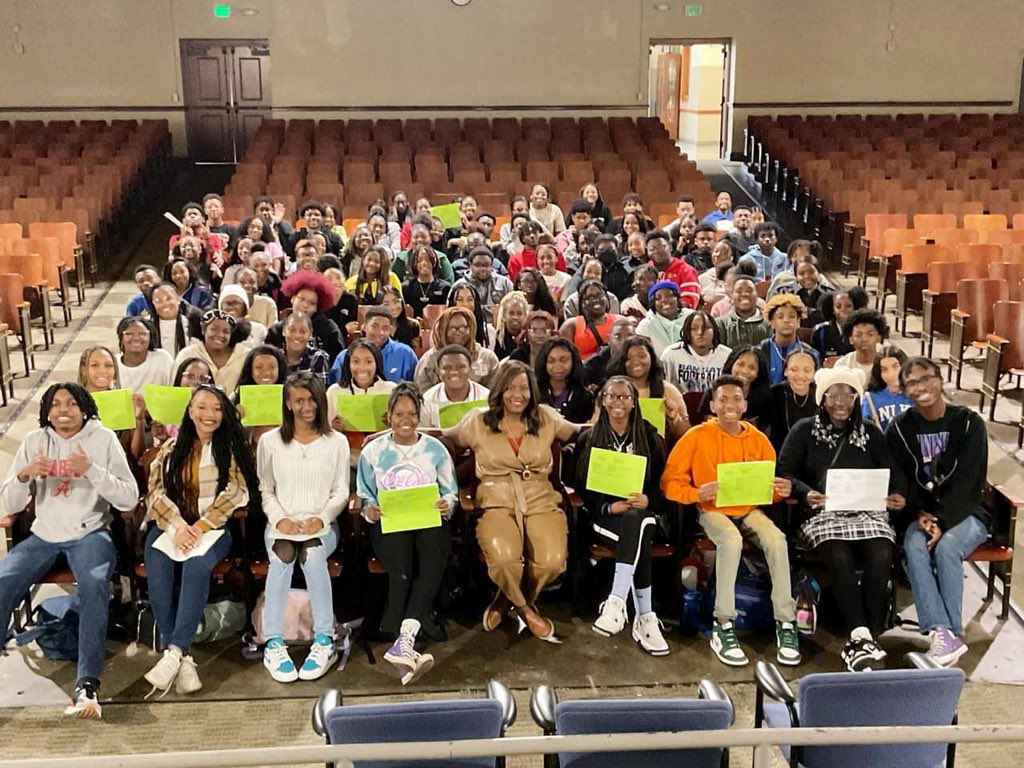 Carolyn Russell-Walker, Ph.D (@cjwalker45) on Twitter photo Congratulations to the Class of 2027 (9th Grade) Rams who made the A and AB Honor Roll. #RamProud
#firstnineweeks <a href="/IbhsRamsay/">RamsayIBHS</a> Congratulations to the Class of 2027 (9th Grade) Rams who made the A and AB Honor Roll. #RamProud
#firstnineweeks <a href="/IbhsRamsay/">RamsayIBHS</a>