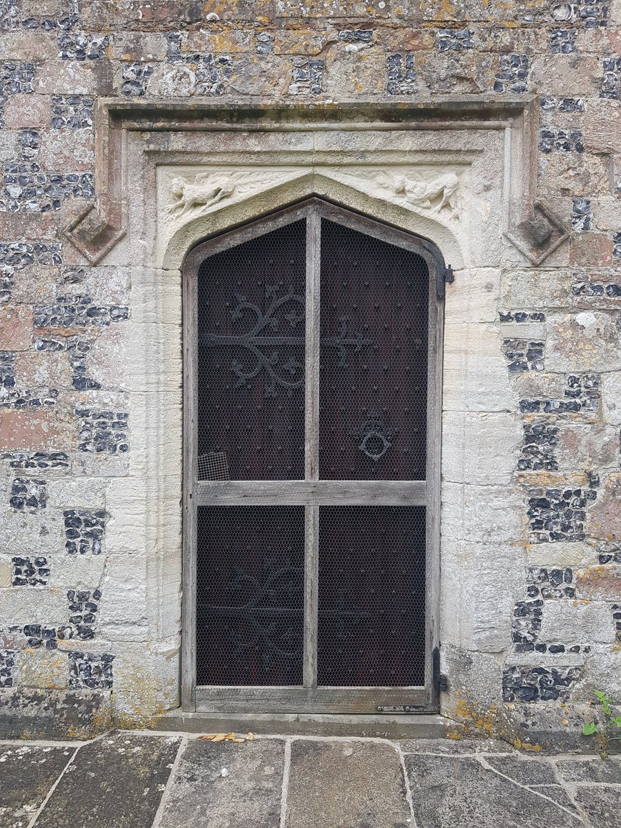 TheHistoryMouse's tweet photo. #MyBestThree #ChurchesForDoors. Number 2: #BoytonChurch. Very fine original early C12 porch surround, C12 pointed vestry arch with original door, Tudor arch with square #HoodMould and decorated spandrels. TTM๐ญ #AdoorableThursday https://t.co/xJNM1uUHWn