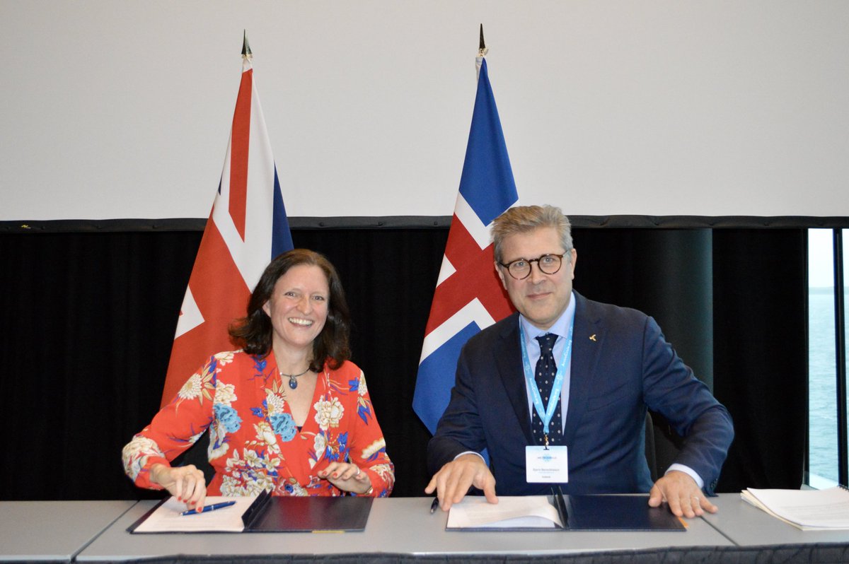 Very happy to share that a new UK-Iceland Arctic Science Partnership has now been signed by 🇬🇧 Ambassador <a href="/BryonyMathew/">Dr Bryony Mathew</a> &amp; 🇮🇸Foreign Minister <a href="/Bjarni_Ben/">Bjarni Benediktsson</a>

This partnership will allow UK and Icelandic scientists to work together to combat climate change and further Arctic science🤝