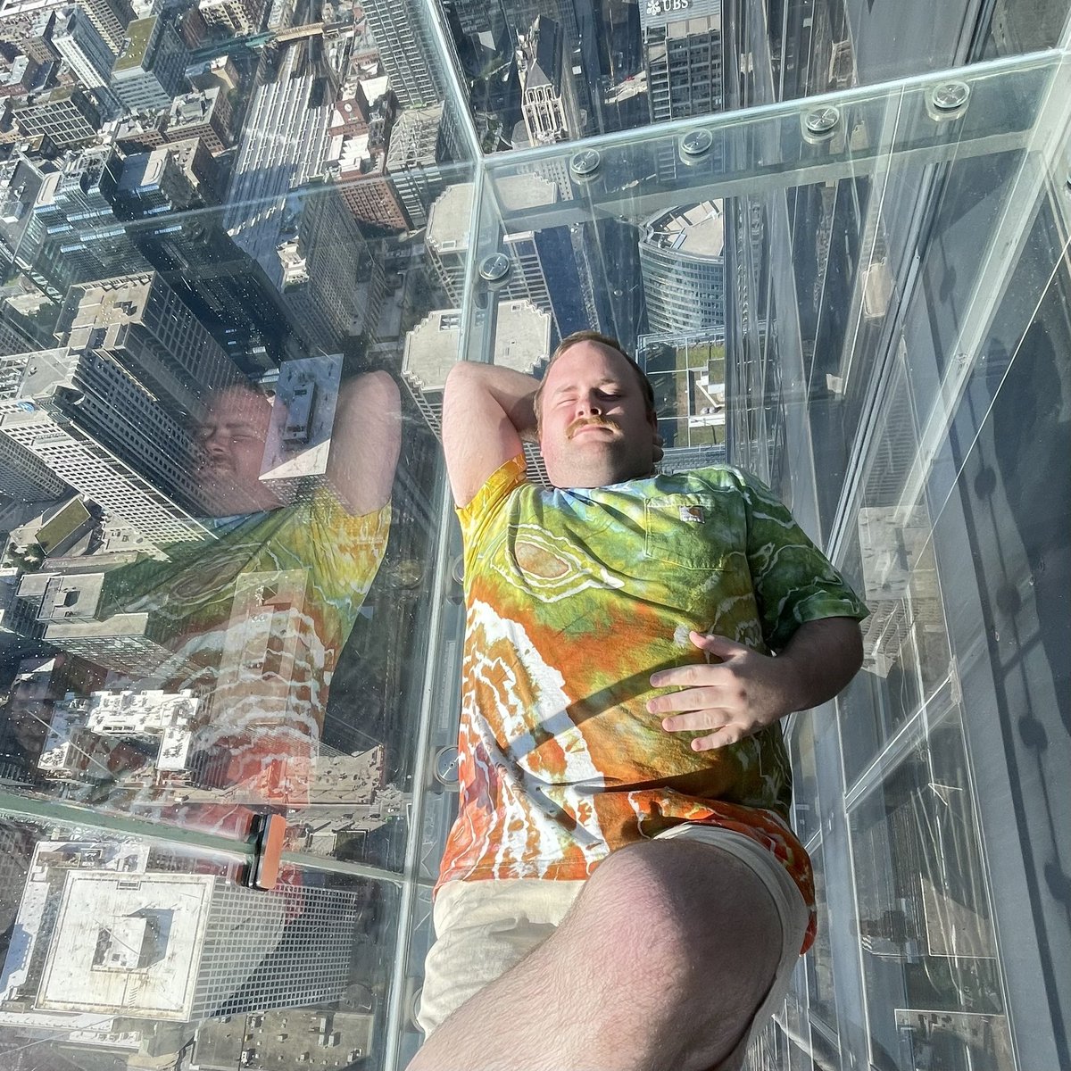 TheColinGaughan's tweet photo. i moved to chicago btw :) https://t.co/Qivwh8a3mS
